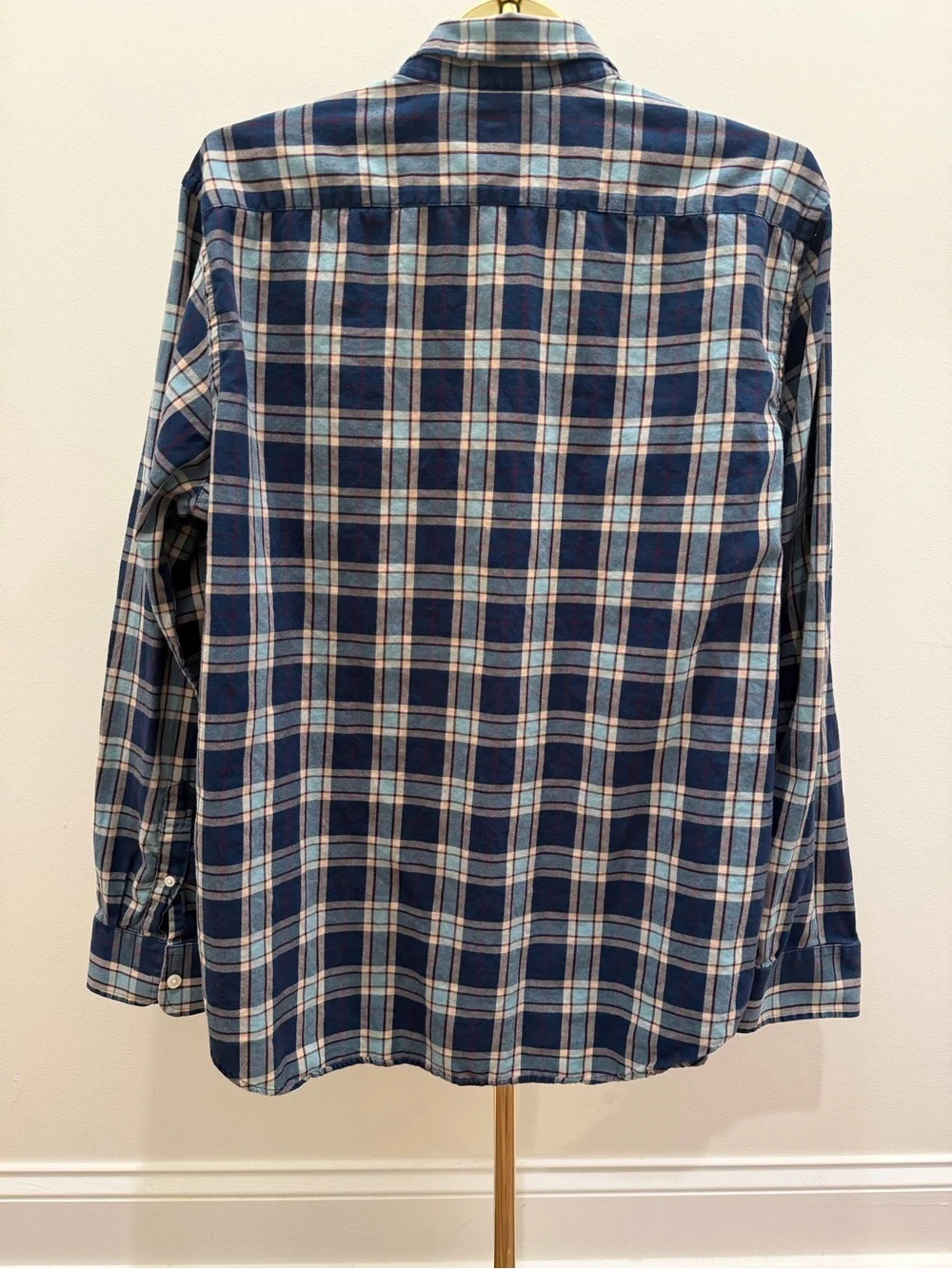Banana Republic Mens Plaid Button Down Shirt XL Navy Blue Cream EUC Flannel